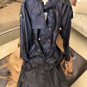 MICHAEL MICHAEL KORS
Logo Print Ciré Trench Coat Chocolate